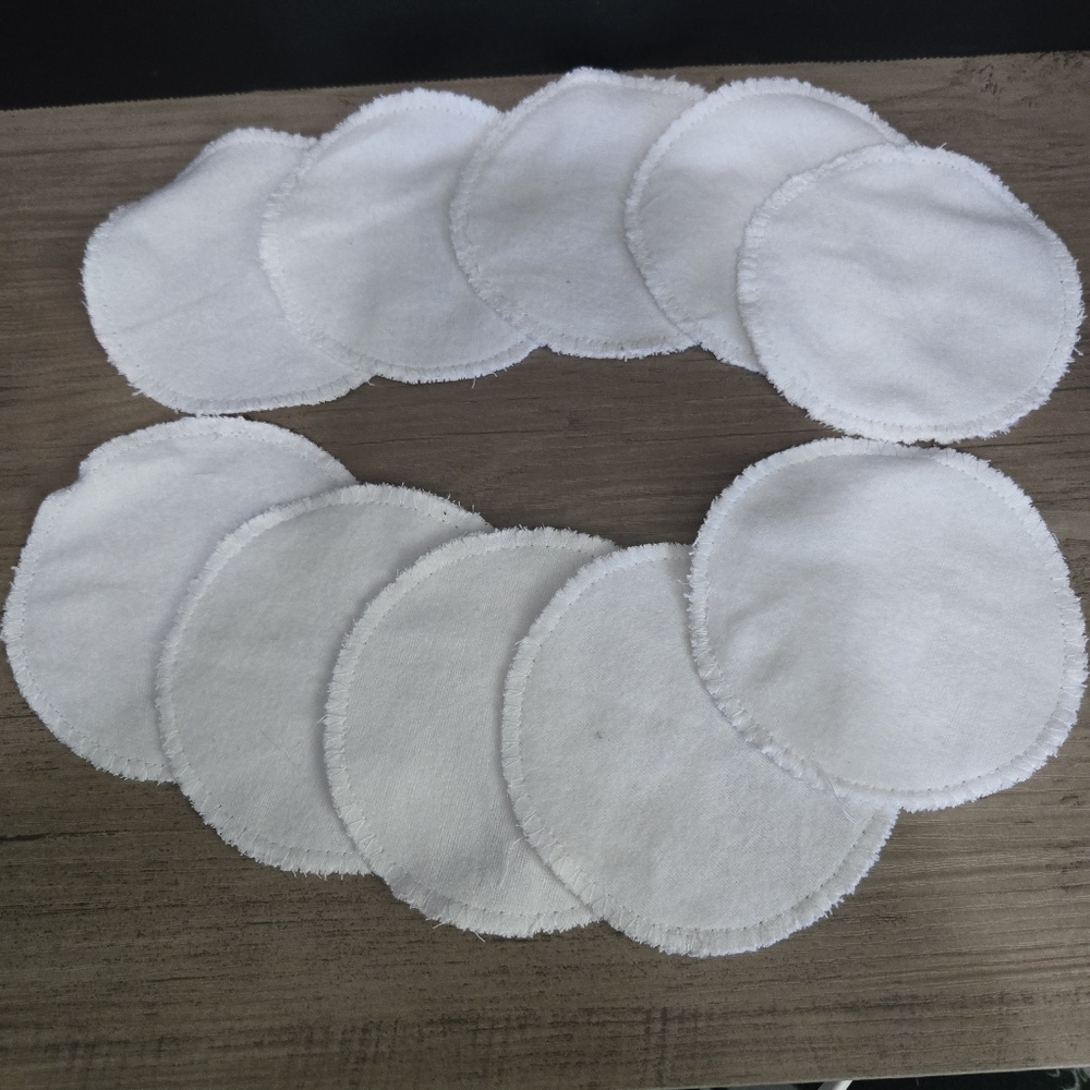 Handmade Cotton Flannel Facial Rounds – 10-Pack of Eco-Friendly Reusable Pads